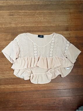 Cider Hollow Out Beige Creame Crochet-Trim Ruffle Crop Top Size Medium